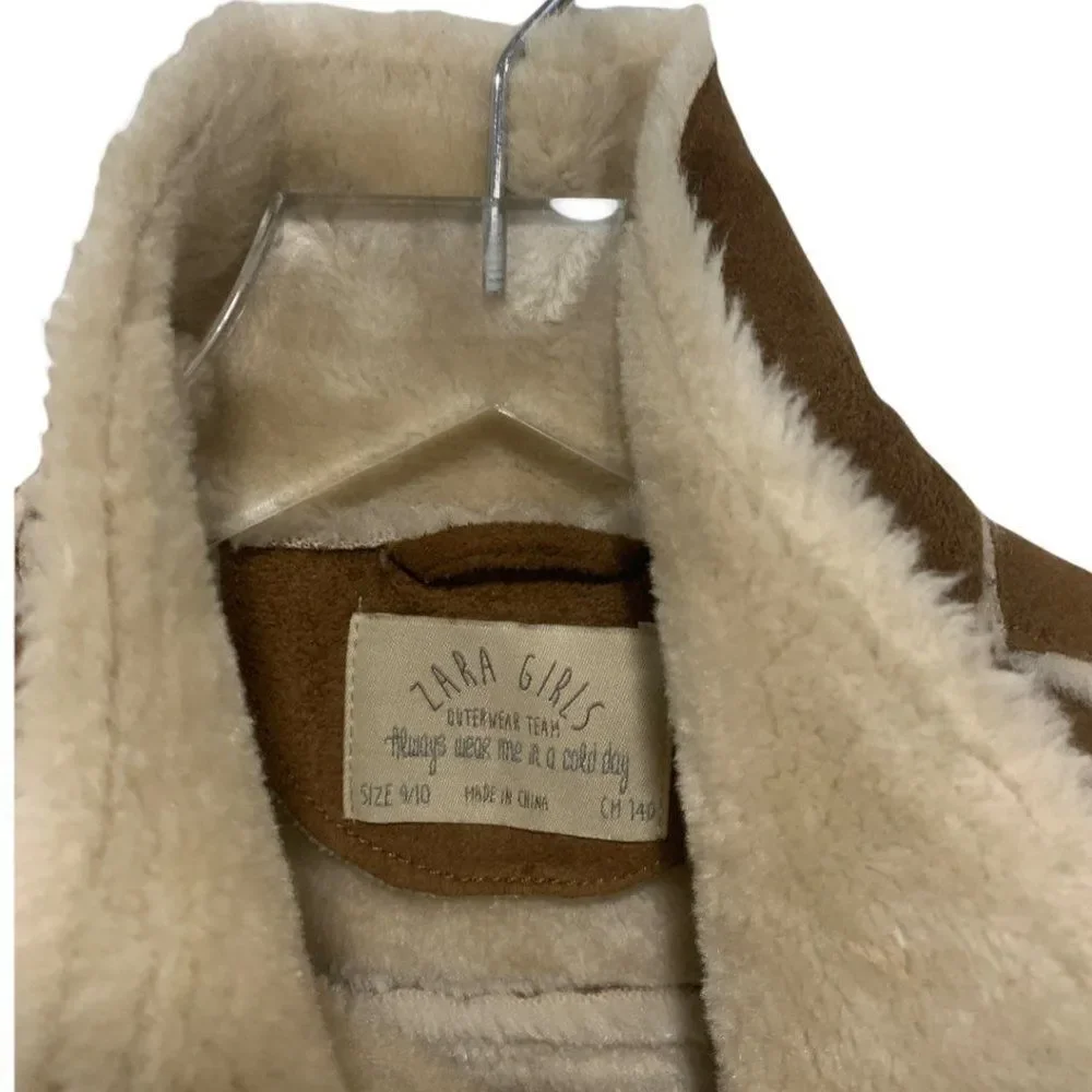 Zara Girls Size 9 / 10 140 cm Faux‎ Suede Shearling Vest Tan Zip Closure